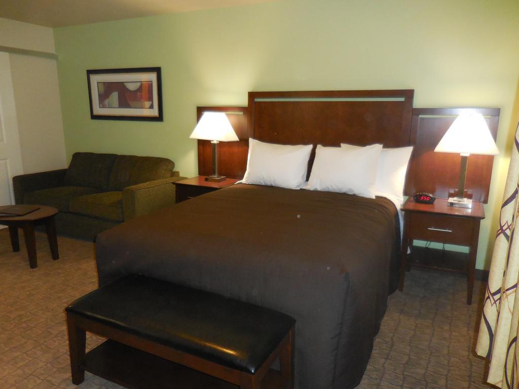 Ledgestone Hotel Vernal Room photo